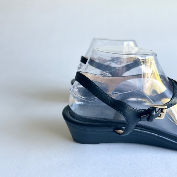 Michael Kors Black Genuine Leather Wedge Sandals size 9.5 - Picture 7 of 16